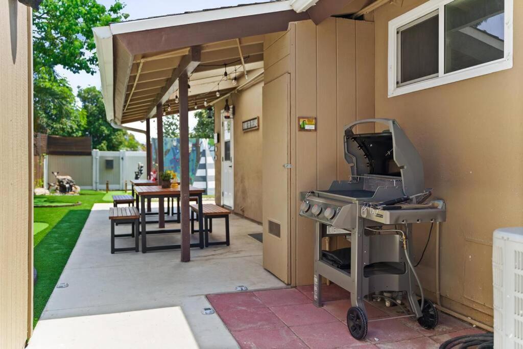 Great Outdoors: Arcade, Golf, Theater, Sauna @more *